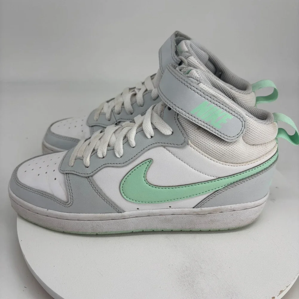 Nike Court Borough Mid 2 GS Sneakers Youth 6Y Mint Green High Top streetwear